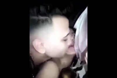 شرموطه مش قادره سكس مترجم  تتحمل الزبر هو وداخل في طيزها