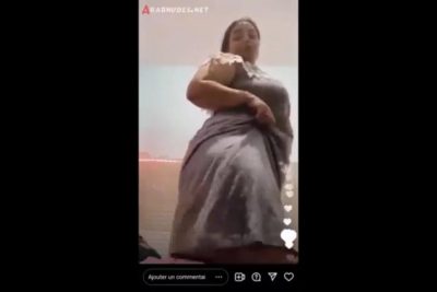 بتعرض طيزها الكبيره وبزازه  سكس عربي  الجامده بتقوله هتقدر تنيكني وتكيف كسي