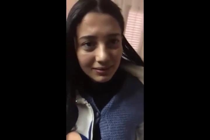 الشرموطه المراهقه بدل نيك مصري ما تروح المدرسه بتقابل حبيبها في شقته عشان تتناك من زبره