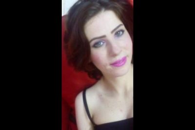 بنت المتناكه بتكلم جوزها فيديو سكس مصري وعماله تسخن فيه وتقفش فى بزازها بتقوله امته هترجع وتنيك كسي