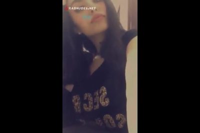 ام كس سكس مصري ملبن بتكلم صاحبها فيديو كول وعماله تعرض جسمها وعماله تبوس فيه وبتقوله نفسي تنزل لبنك على بزازى